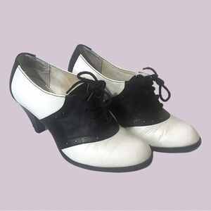 G.H. Bass & Co. Heeled Spectators Shoes